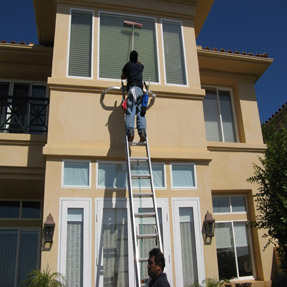 Aliso Viejo Blind Cleaning - Squeegee Pro